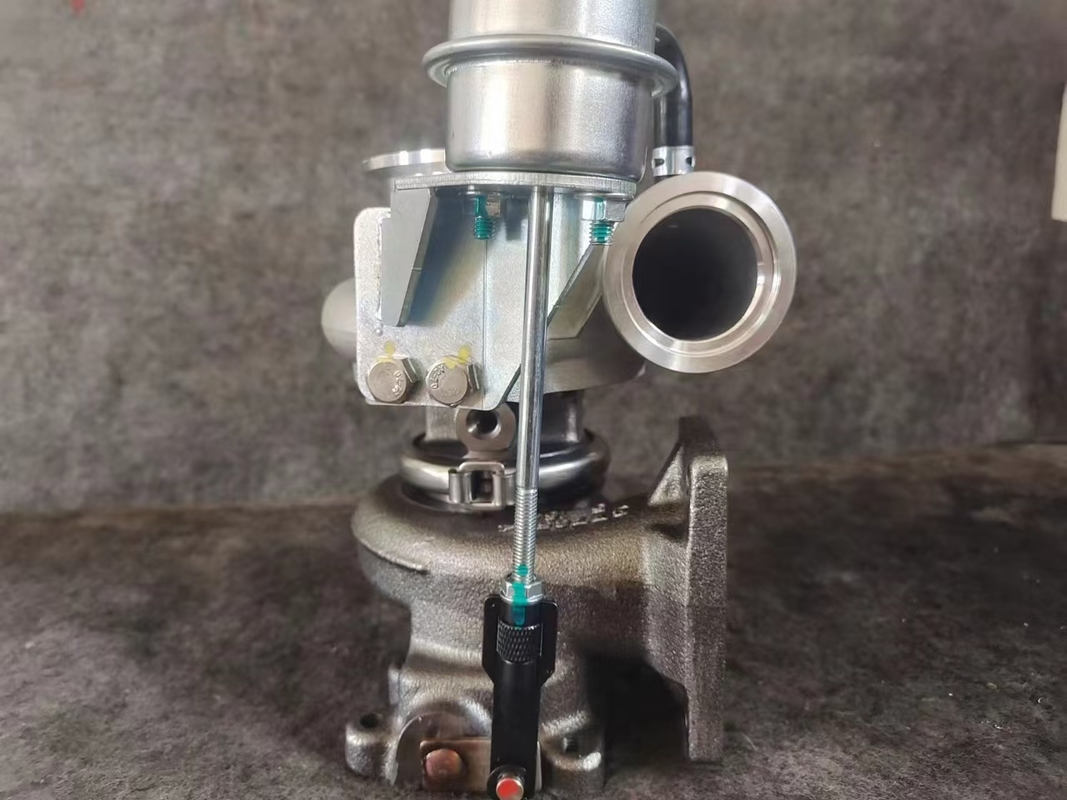 3779951 2843674 4309098 Cummins ISF3.8 Busmotor Turbo HX27W Turbolader